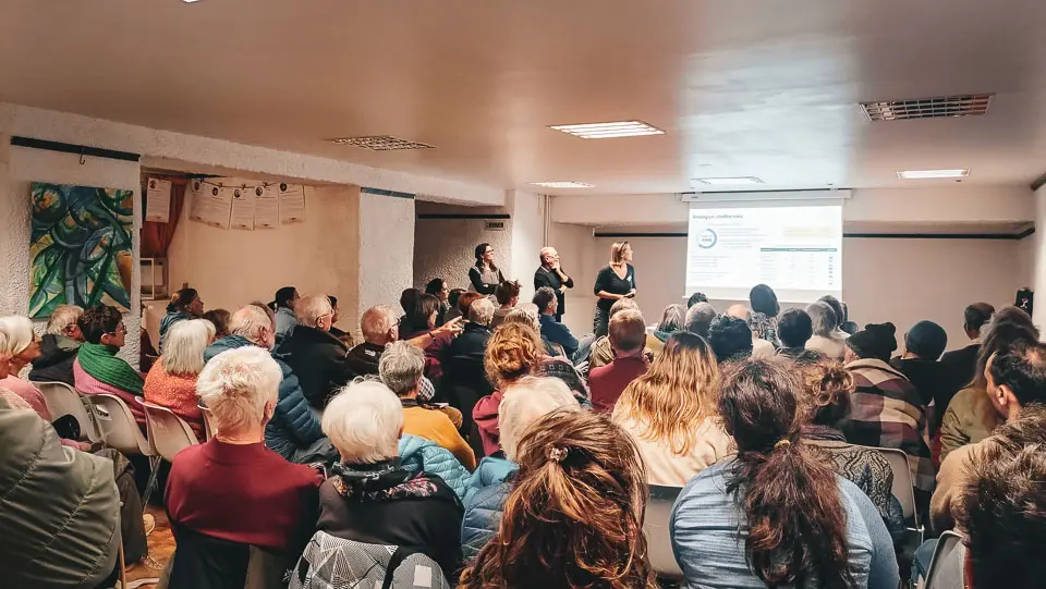 Salle comble pour présenter notre liste
