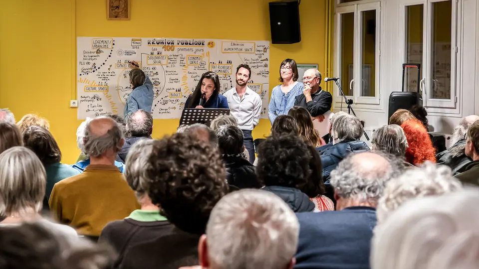 Réunion publique avant le 1er tour